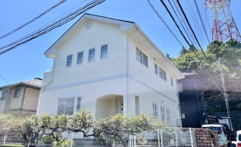 酒々井町ふじき野外壁塗装、施工後、家斜め前から