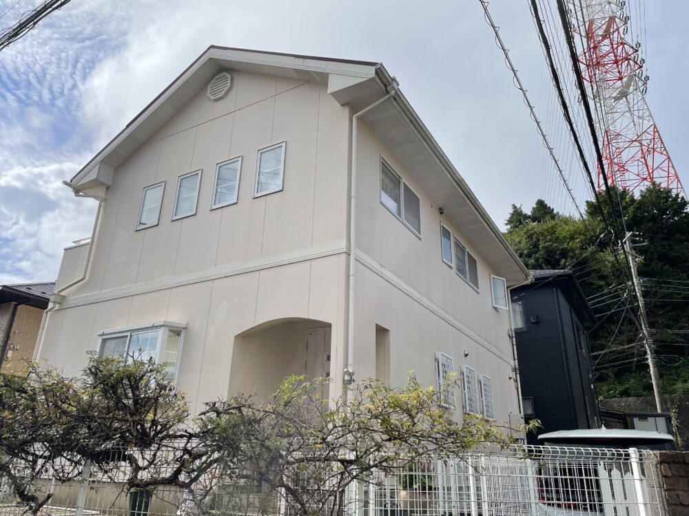 酒々井町ふじき野外壁塗装、施工前、家斜め前から