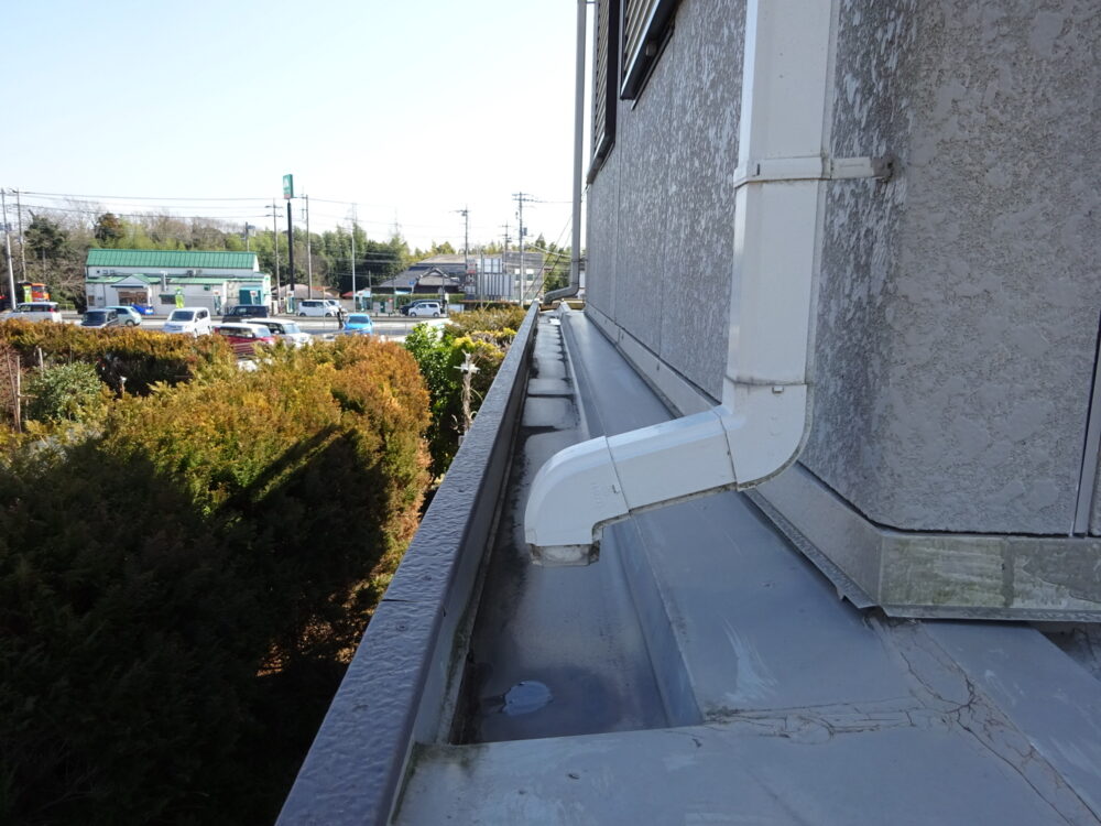 佐倉市上座セキスイ系ハウスメーカーの塗装、施工前、竪樋