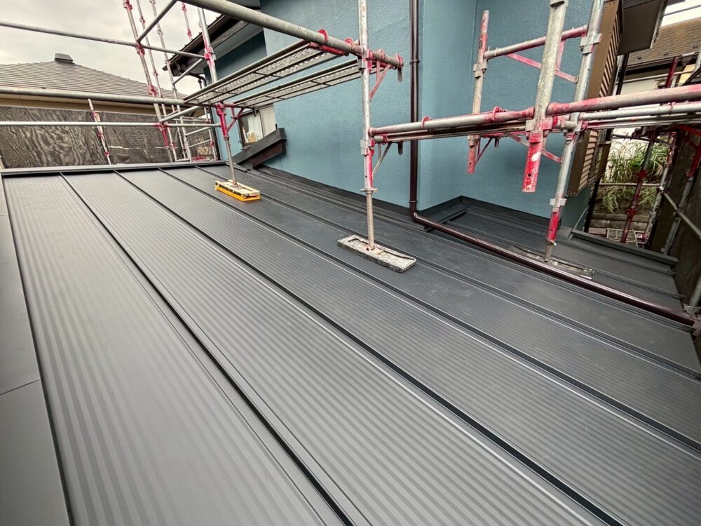 佐倉市千成、外壁塗装施工事例、ビフォーアフター、屋根張替え