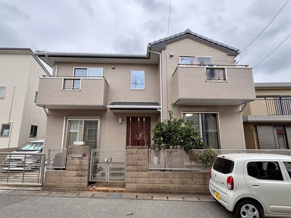 千葉市花見川区横戸町、外壁クリア塗装、施工後、家正面