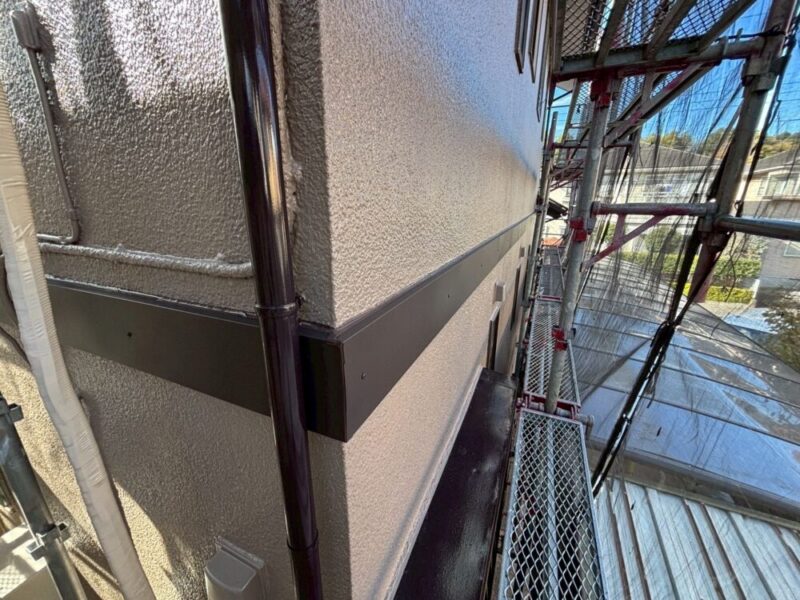 佐倉市白銀、幕板板金工事後