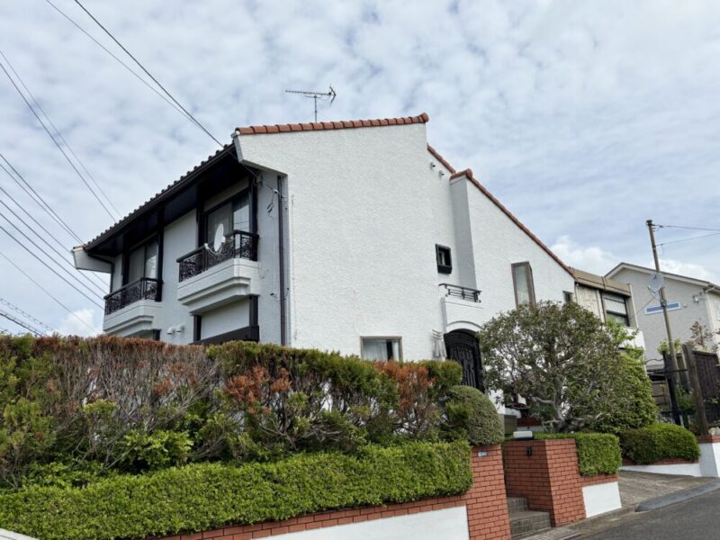 佐倉市宮前、外壁塗装、施工後、家斜め前から