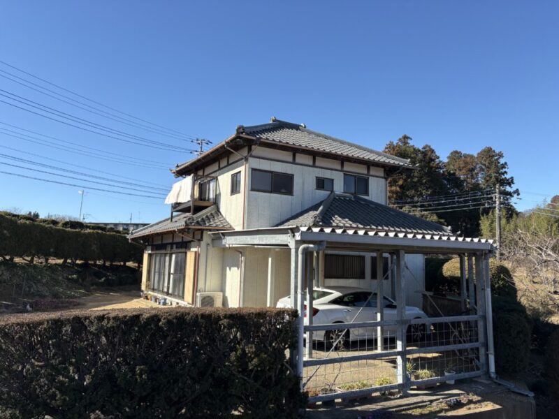 成田市飯仲、瓦屋根工事、外壁塗装