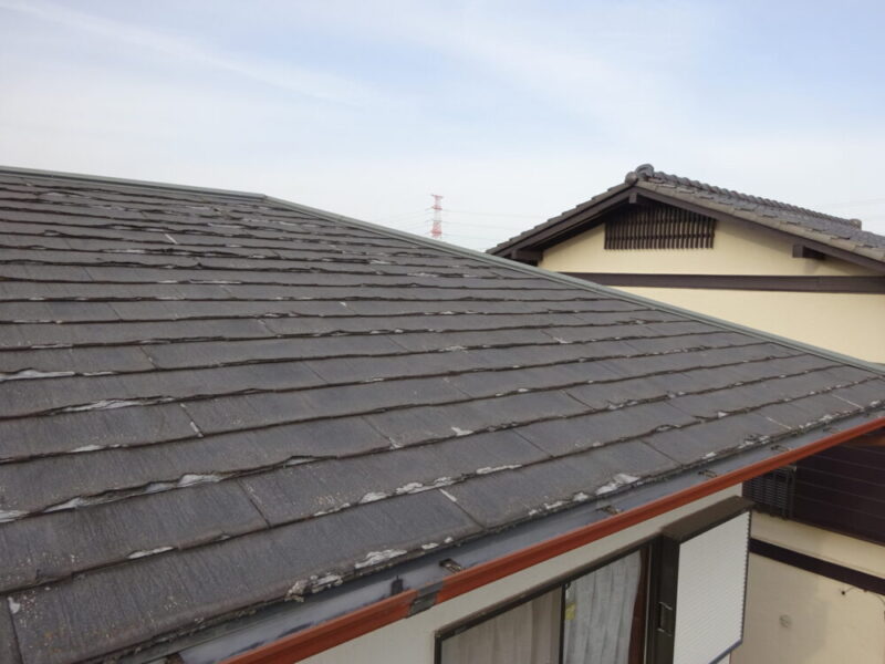 佐倉市ユーカリが丘、屋根の剥がれ３