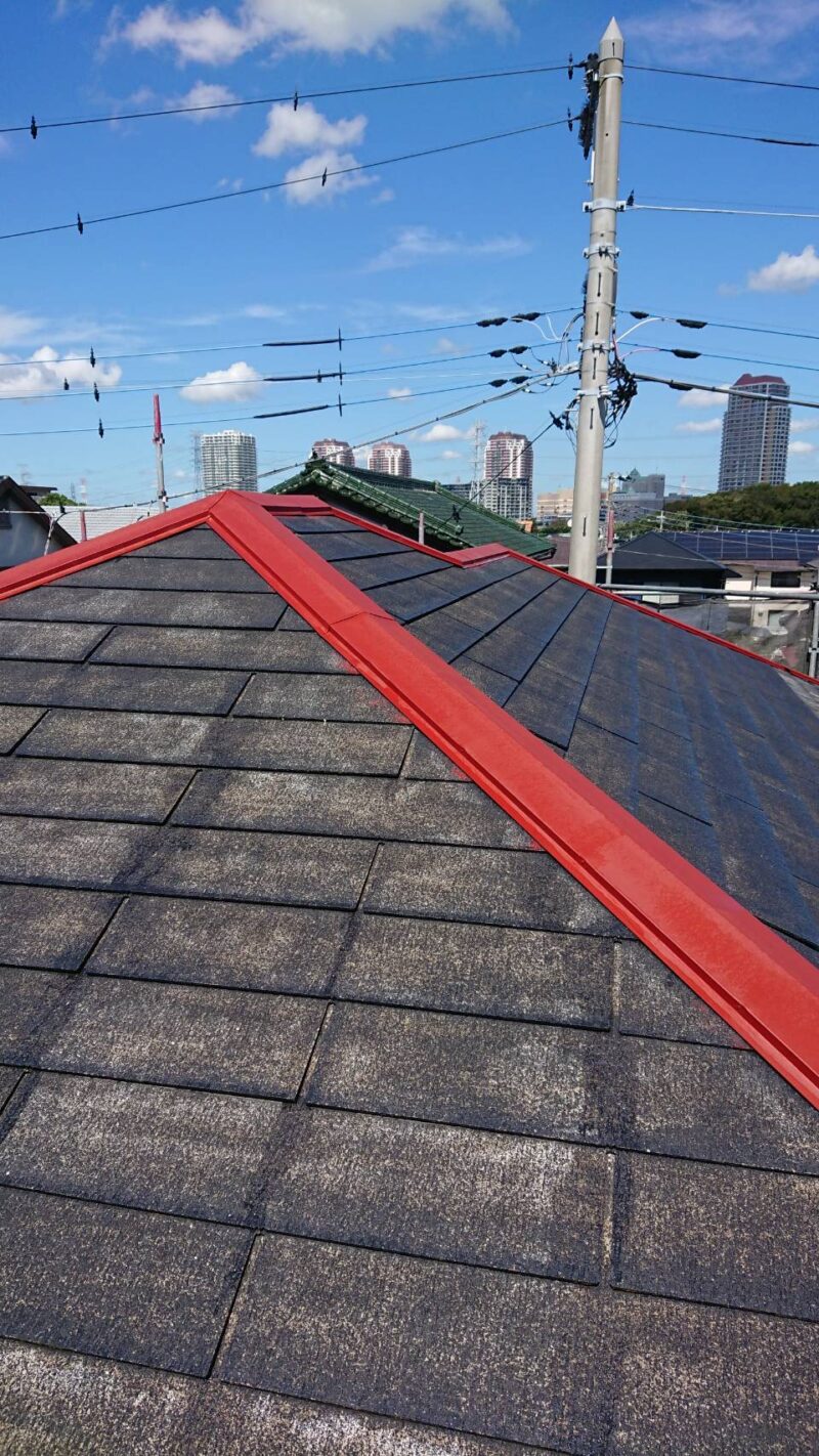 佐倉市上志津の屋根塗装工事における棟板金の施工状況