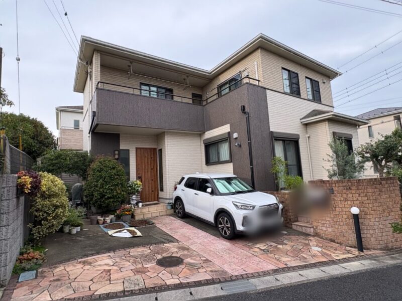 佐倉市上座の屋根塗装前、建物全体の様子